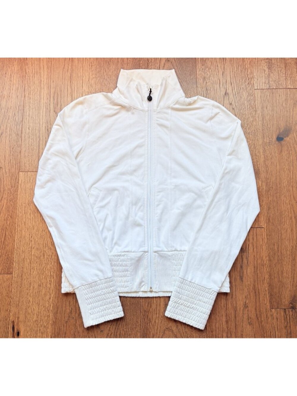 Lululemon Women’s Ruched Ribbed Waist Jacket White Full Zip Size 8